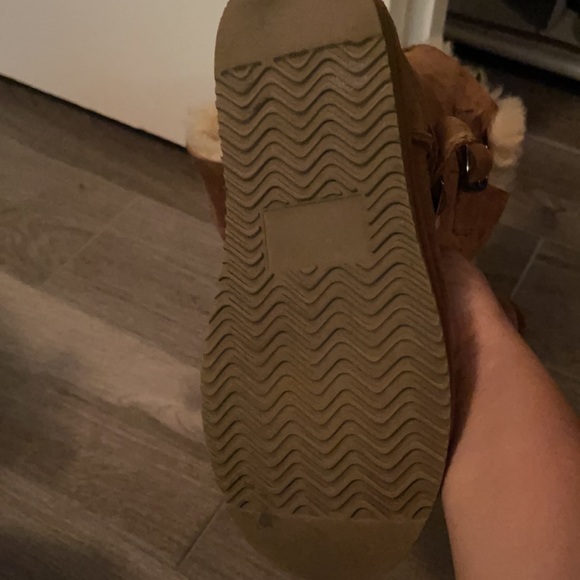 Boots - Picture 2 of 4